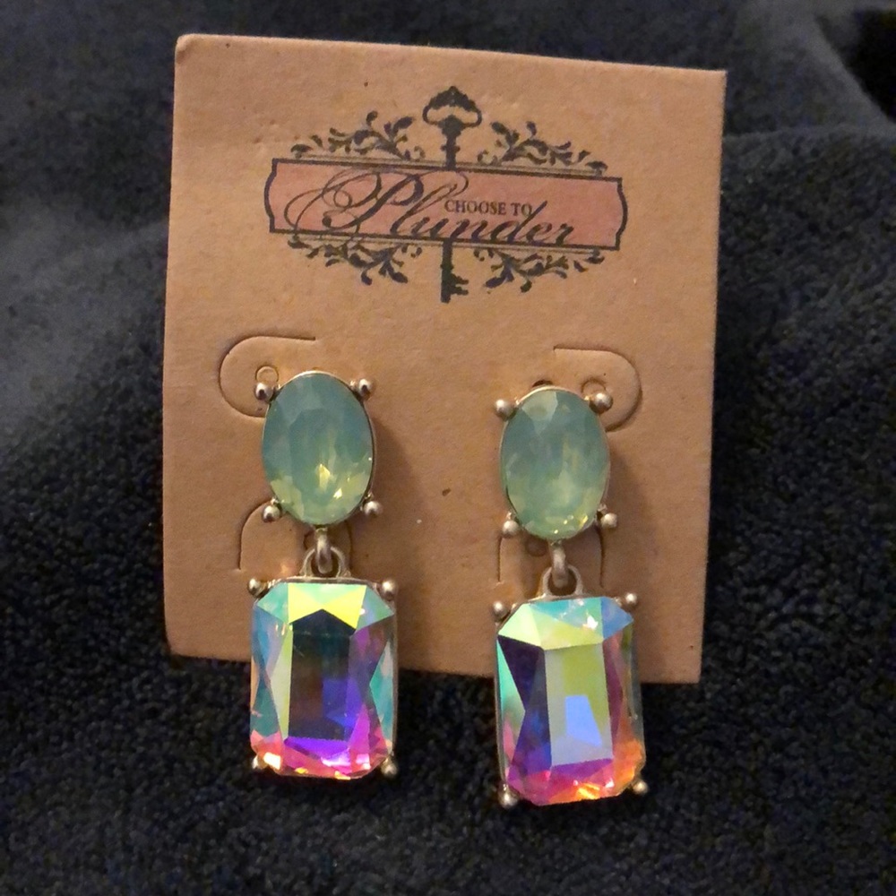 Plunder dangle sparkle earrings